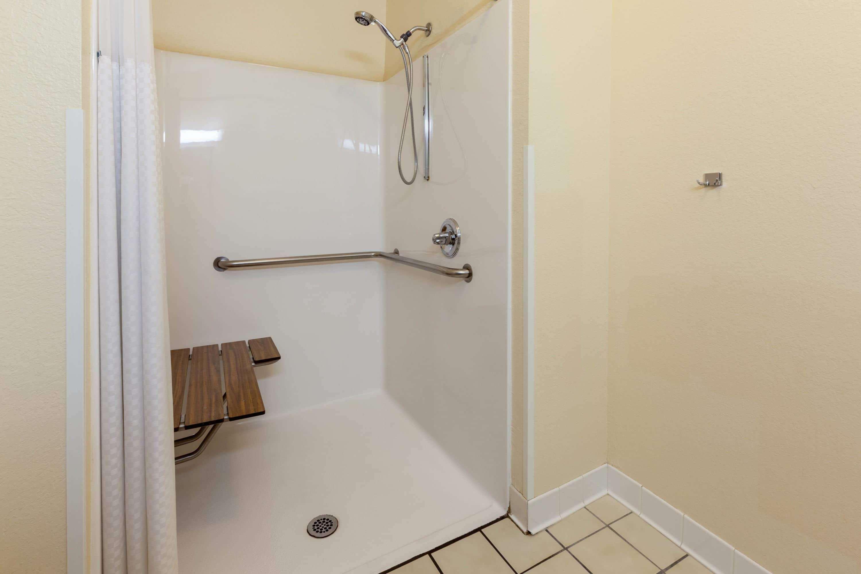 Super 8 By Wyndham Big Rapids Μοτέλ Εξωτερικό φωτογραφία