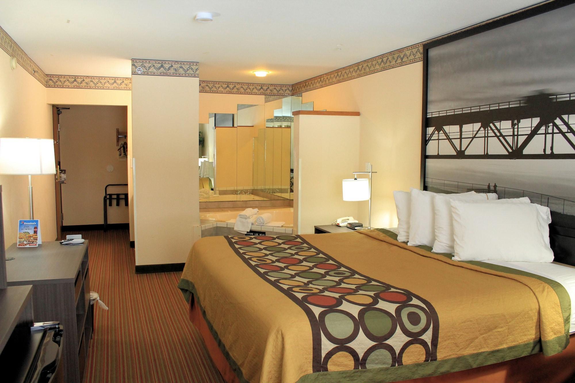Super 8 By Wyndham Big Rapids Μοτέλ Εξωτερικό φωτογραφία