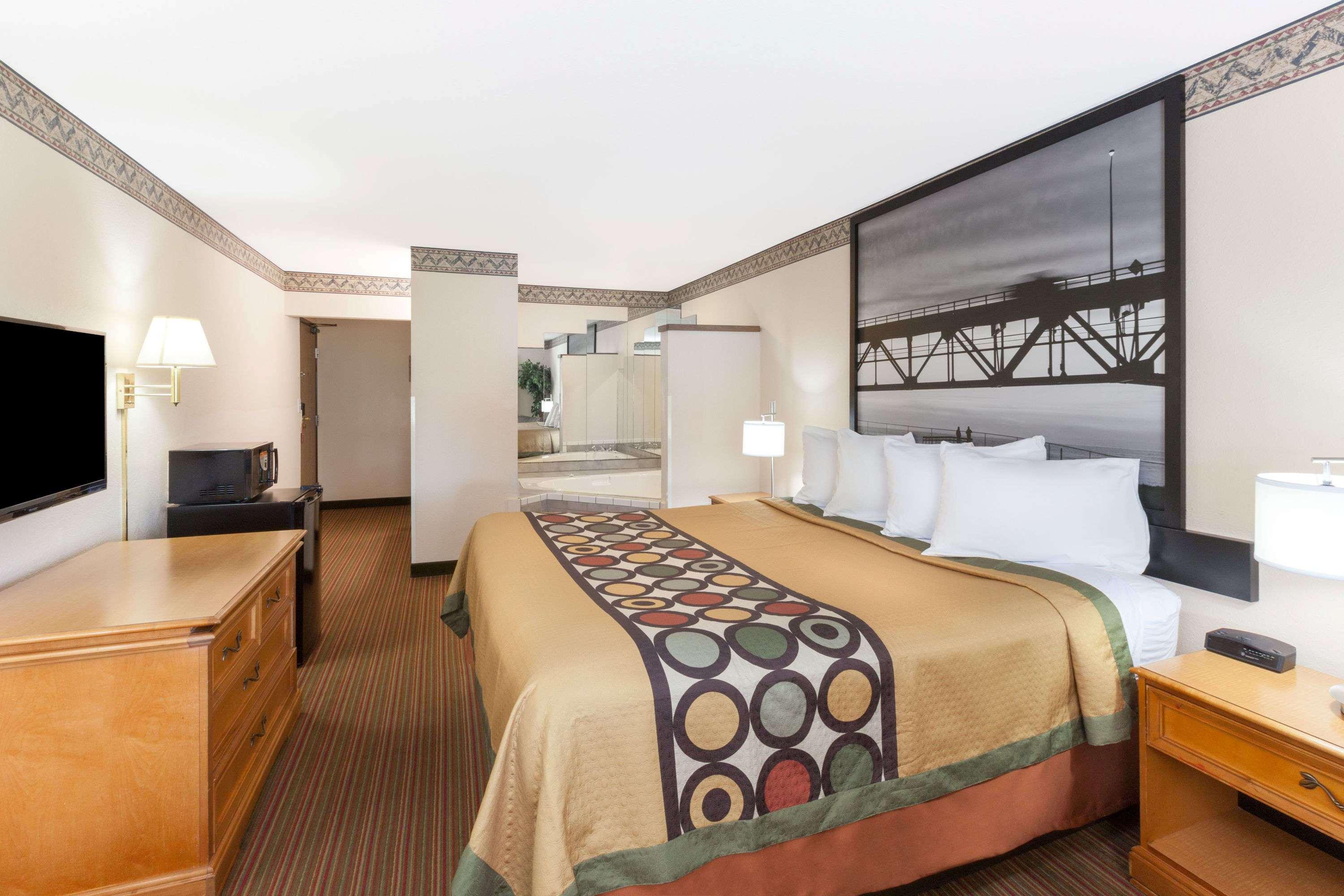 Super 8 By Wyndham Big Rapids Μοτέλ Εξωτερικό φωτογραφία