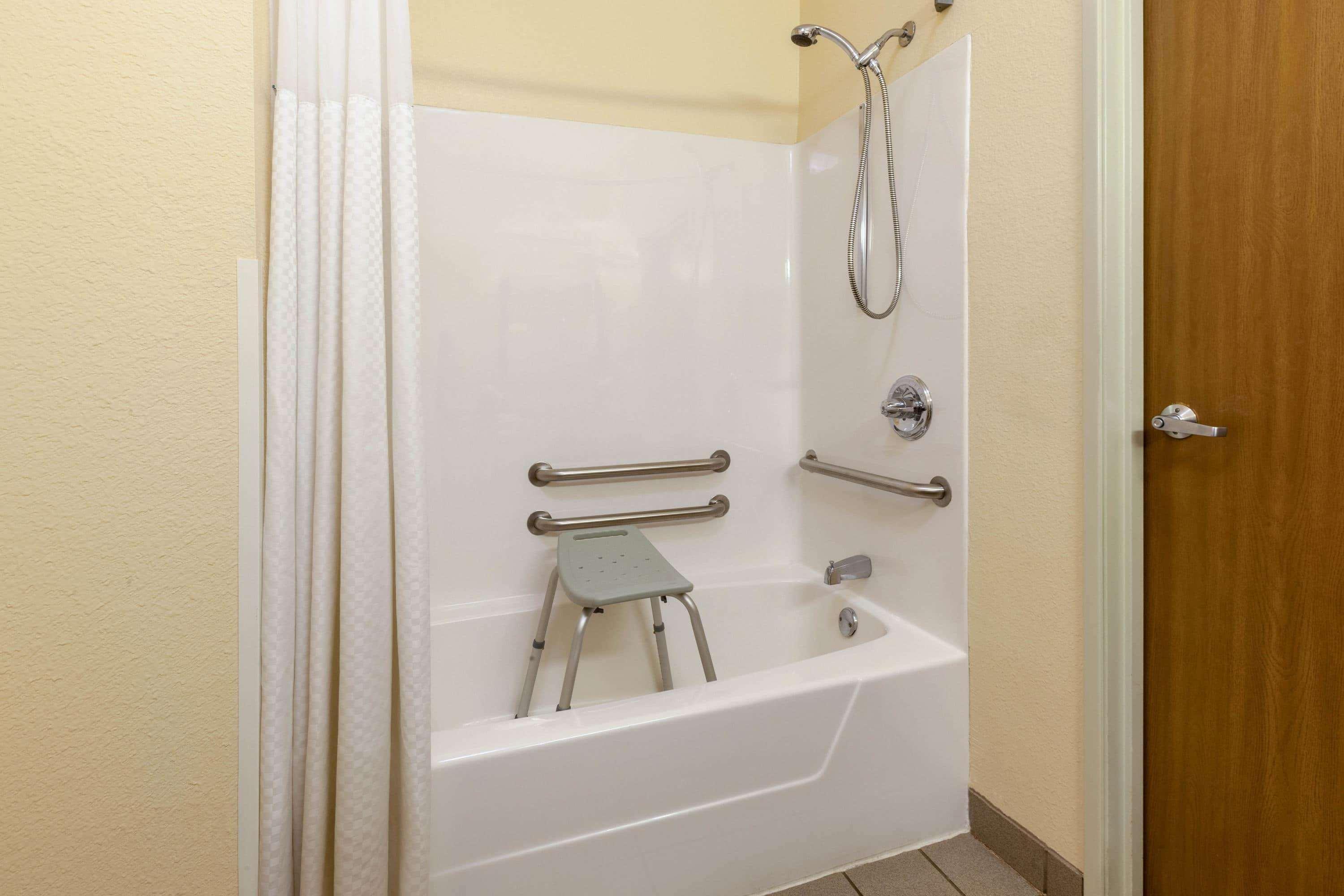 Super 8 By Wyndham Big Rapids Μοτέλ Εξωτερικό φωτογραφία