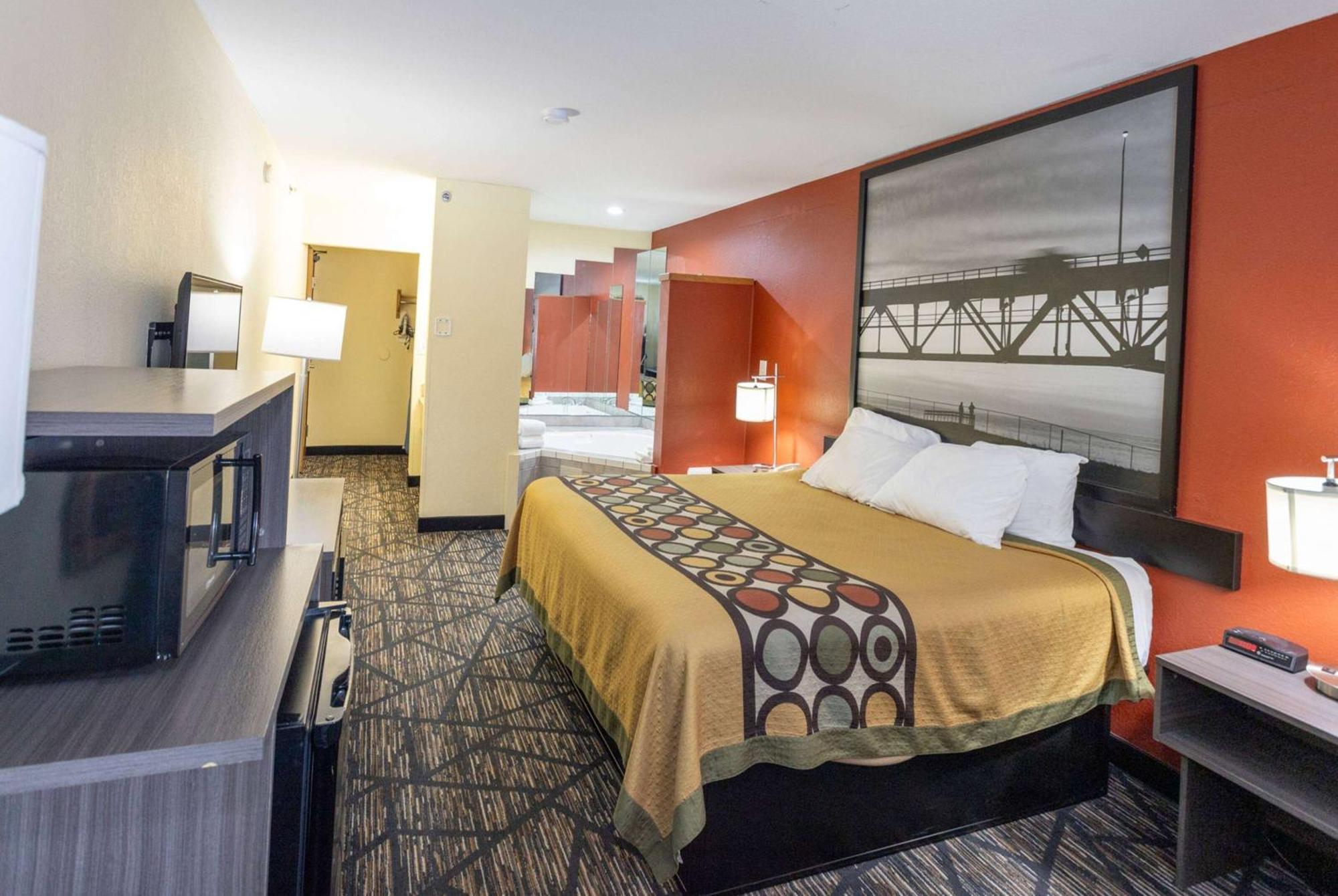 Super 8 By Wyndham Big Rapids Μοτέλ Εξωτερικό φωτογραφία